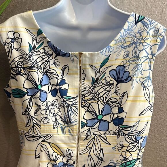 #466 DB established 1962, 14 floral flare dress with pockets juniors size 16 - Picture 8 of 13